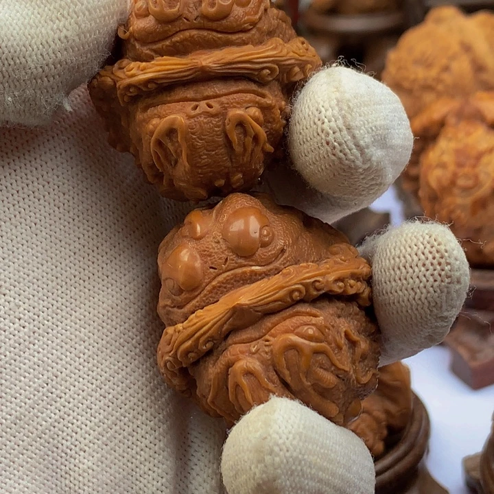 云***客手串/手链橄榄核核桃文玩把件龙蝉金蟾