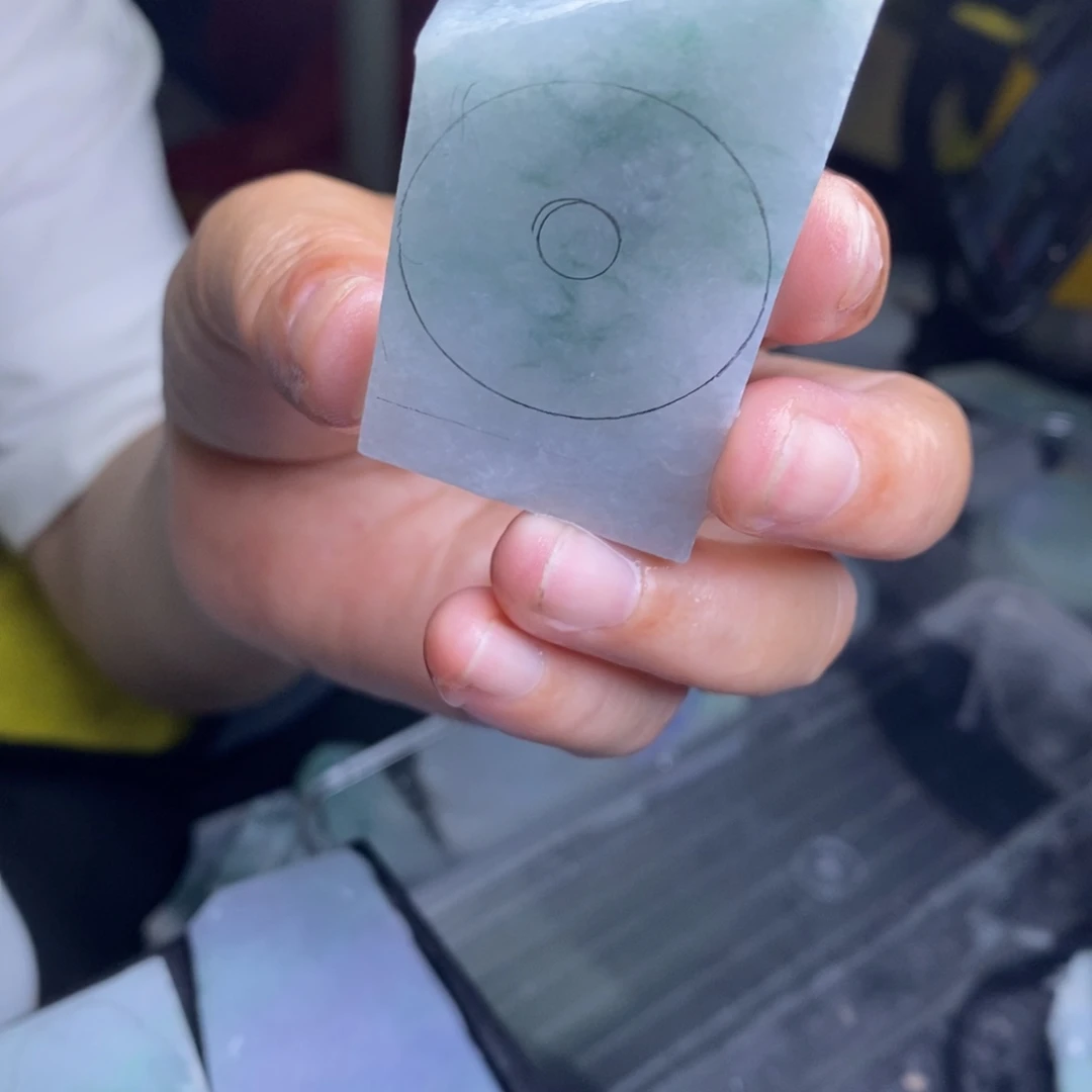 定制翡翠未镶嵌