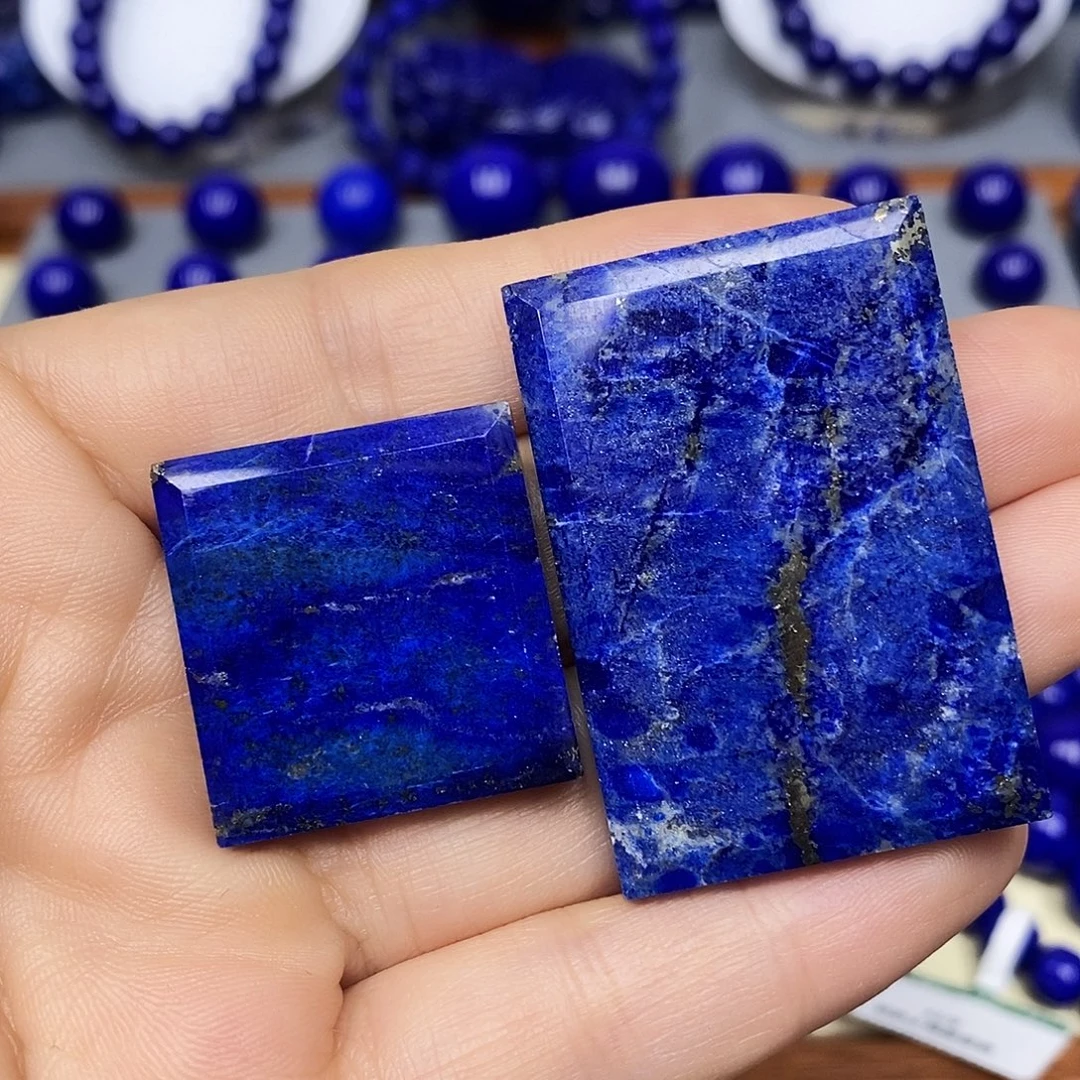 青金石未镶嵌颈饰