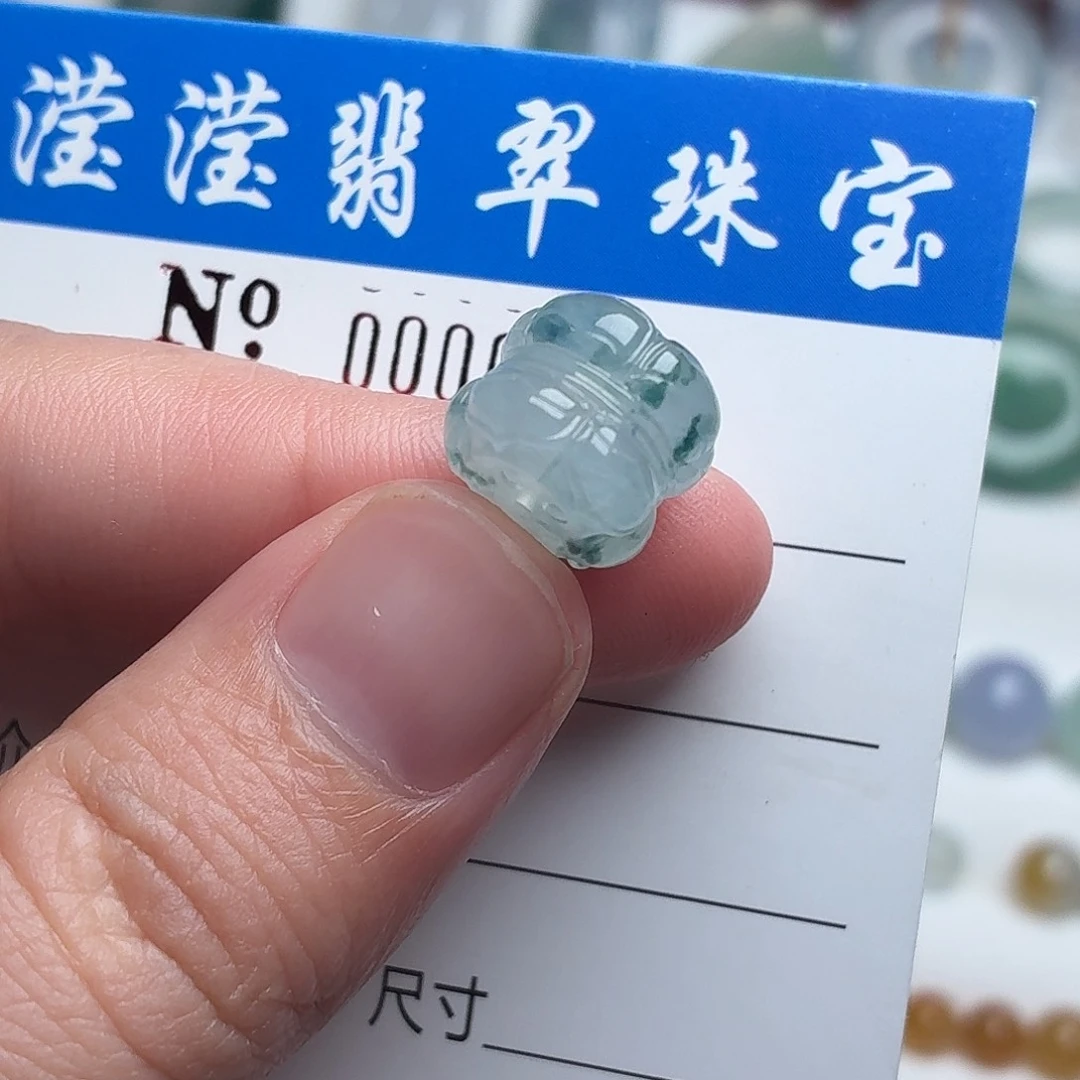 翡翠未镶嵌颈饰缅甸天然A货翡翠