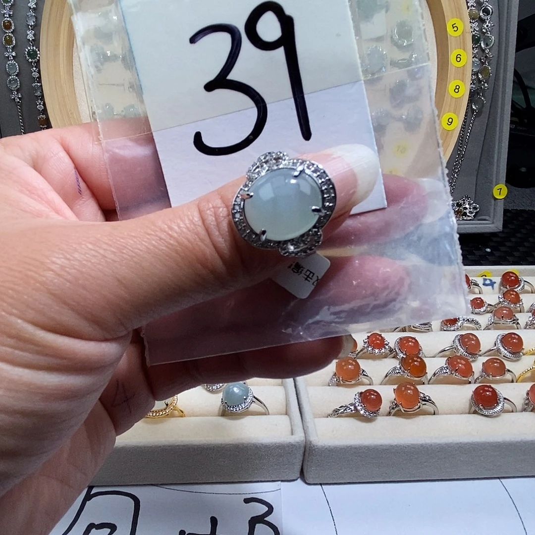 翡翠未镶嵌戒指缅甸