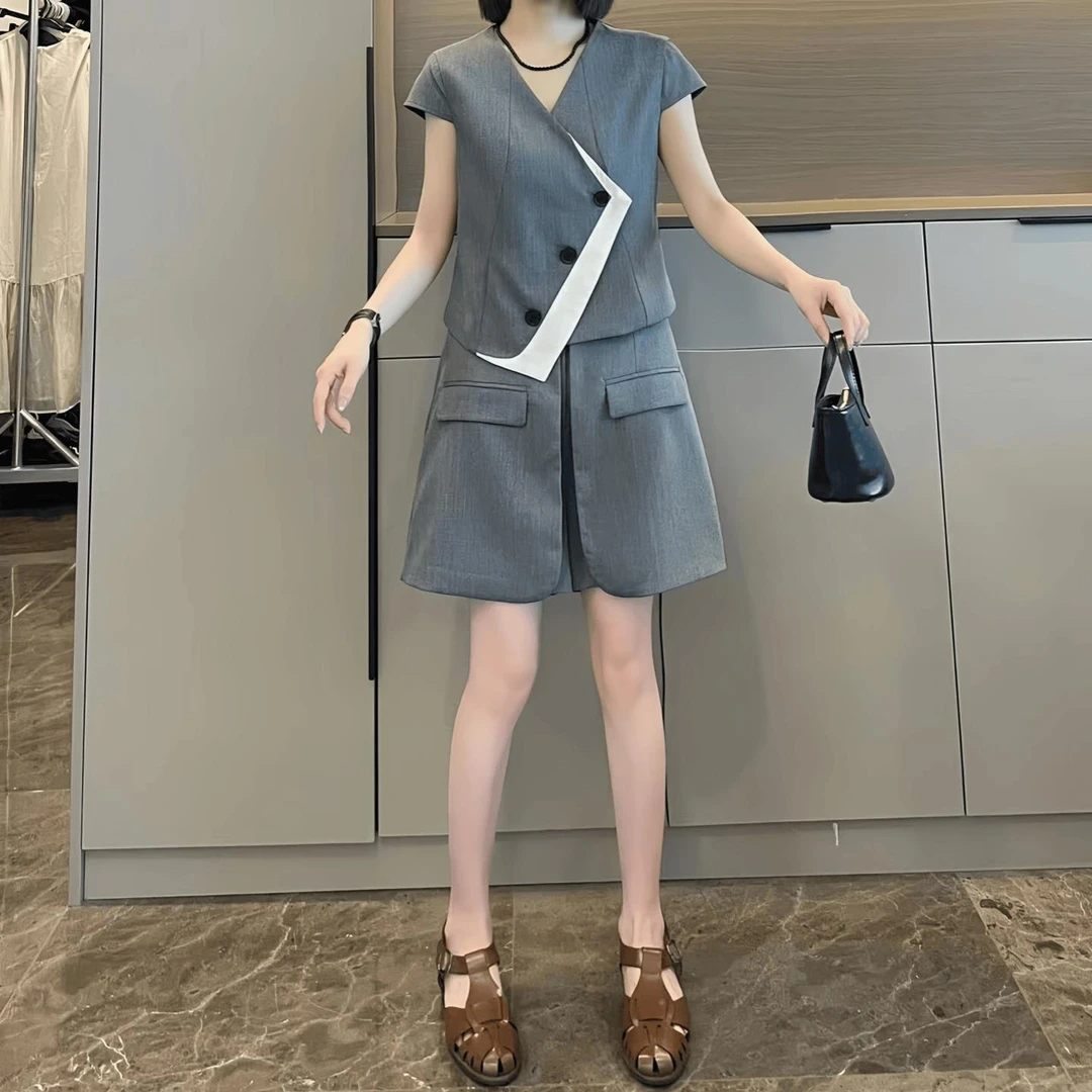 设计感假两件V领马甲套装女2025夏季大码胖MM气质上衣+裙裤两件套