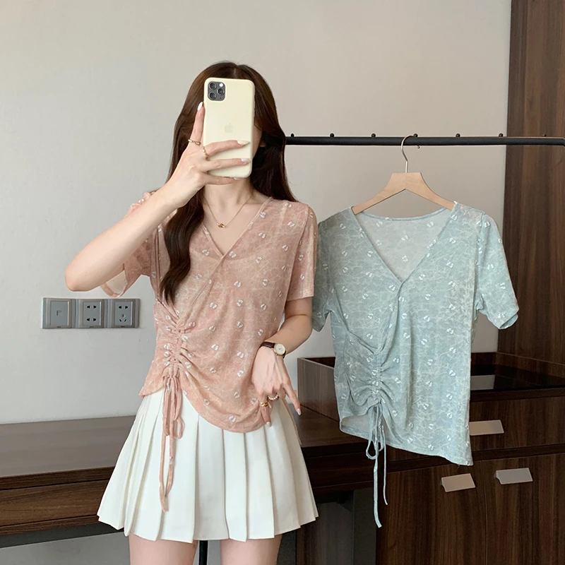 2025夏装新款胖mm大码女时尚优雅交叉领刺绣图案抽绳短袖T恤A1648