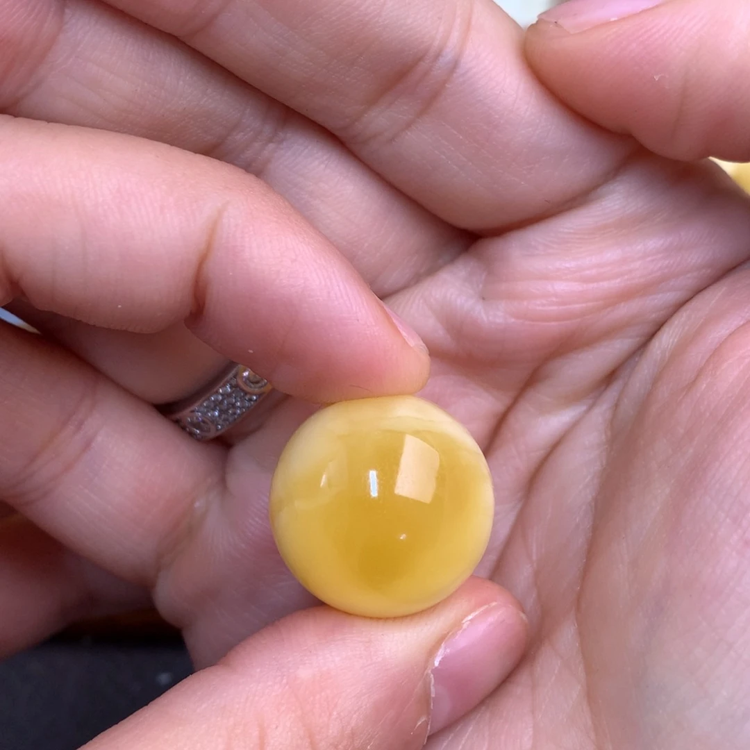 琥珀未镶嵌裸石蜜蜡19.7