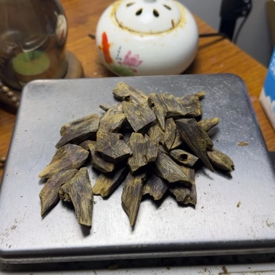 沉香沉香碎屑绿棋楠沉香高油老料50克