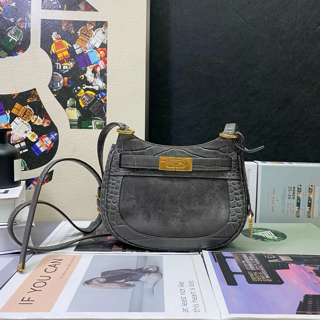 95新 TORY BURCH/汤丽柏琦 汤丽柏琦23113斜挎包22*18