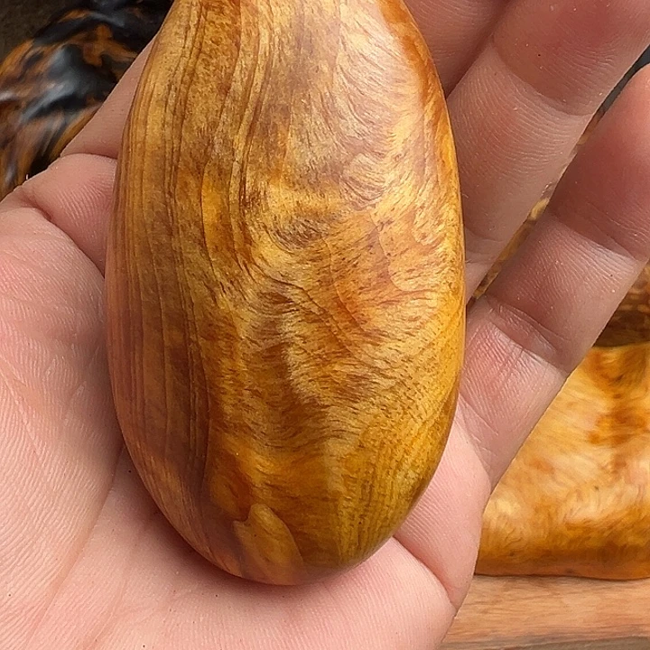 无事牌松木（琥珀木）