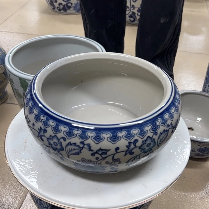 瓷片微瑕。。。。。。。。。。。。