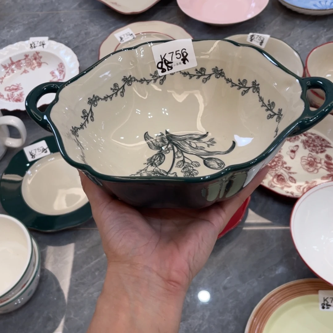 陶瓷微瑕餐具介意勿拍，满18飞！