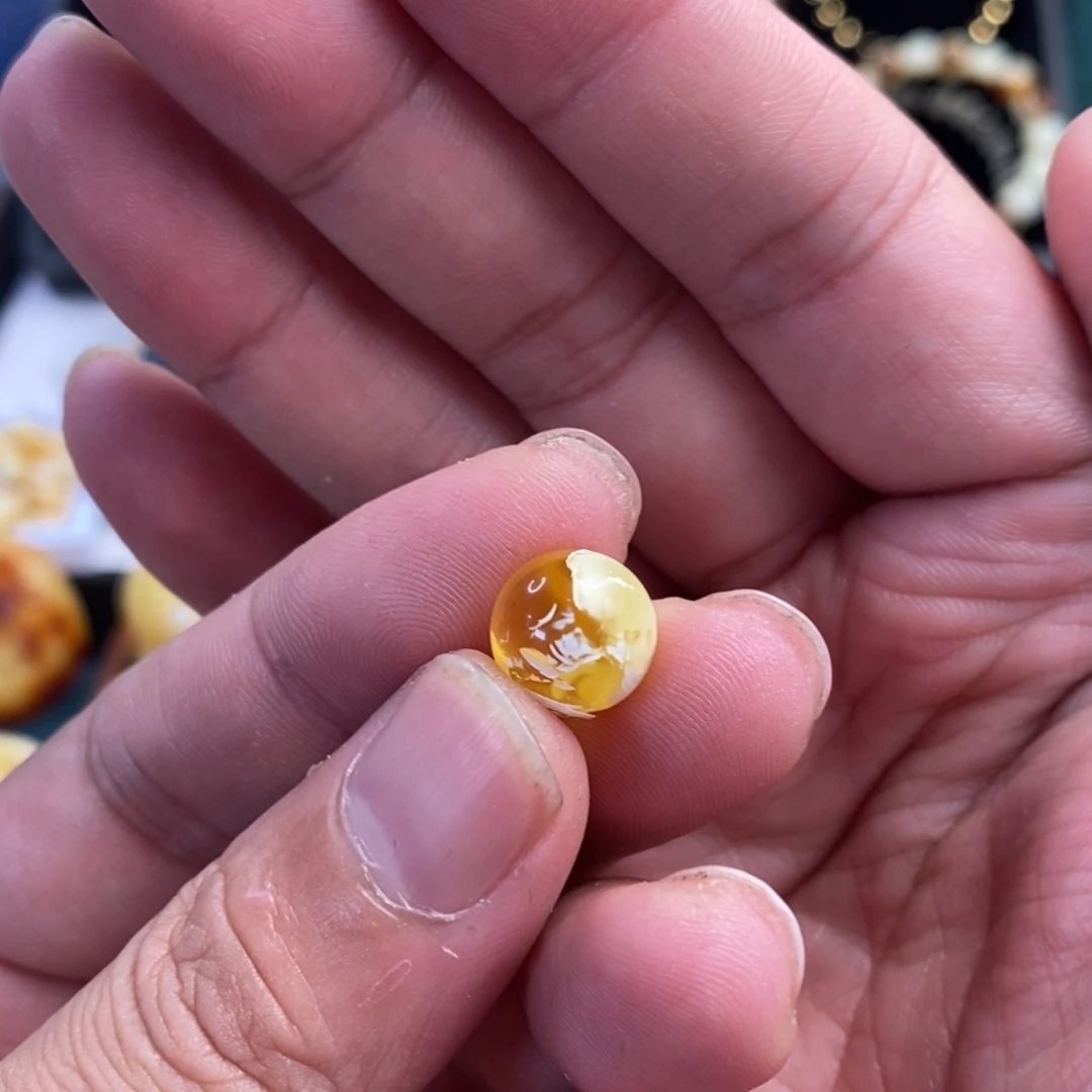 裸石蜜蜡未镶嵌11.5mm金瓷白