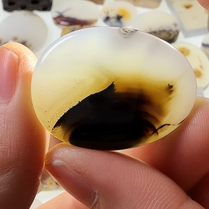 玛瑙/玉髓未镶嵌珠宝半成品