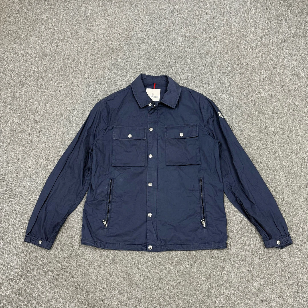 95新 MONCLER 16621640 蒙口 双口袋藏蓝色夹克外套 3码95新