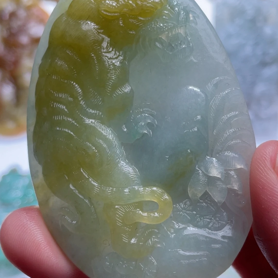 未镶嵌定制翡翠毛货