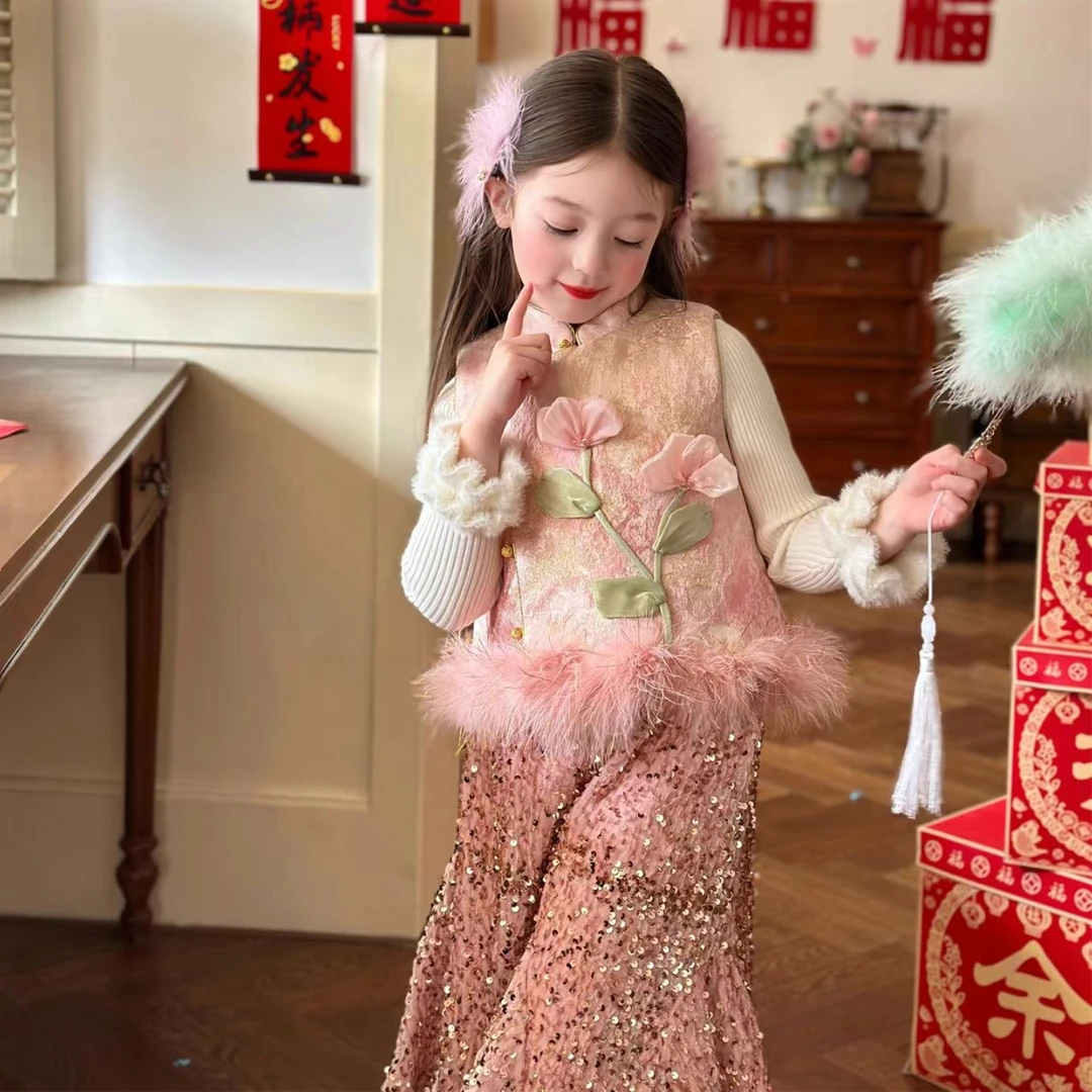 女大童冬季国风套装2025新款儿童新中式古典年服亮片马甲三件套潮