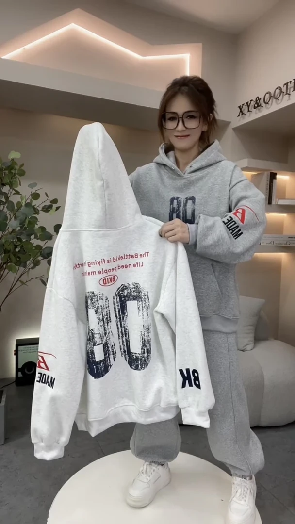 欧货2025秋冬加绒新款连帽刺绣字母宽松显瘦减龄时尚卫衣大版休闲