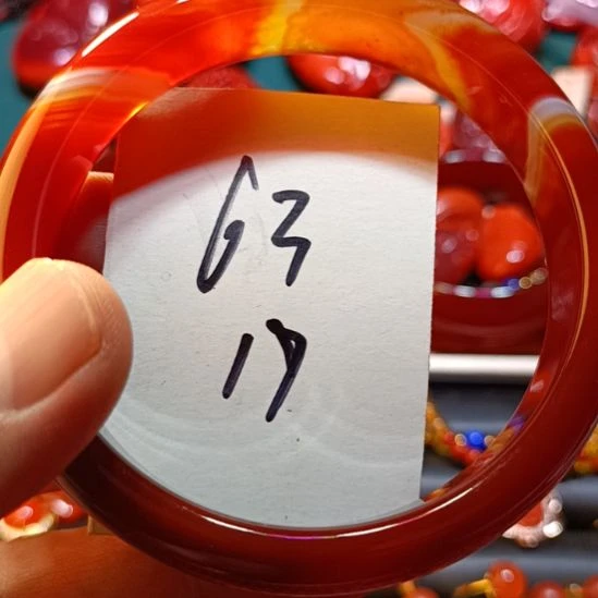 玛瑙/玉髓手镯未镶嵌