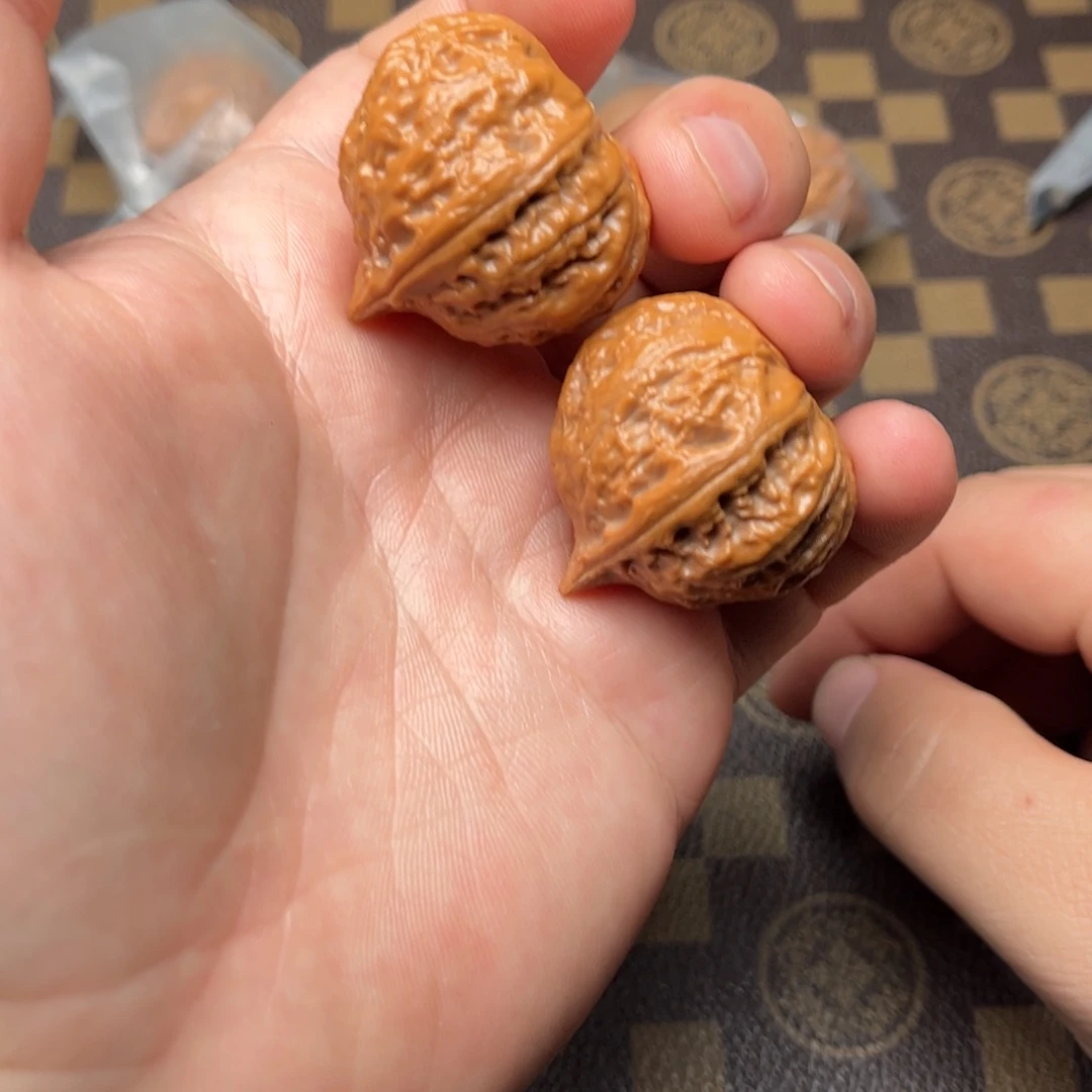 文玩核桃把件5100000000