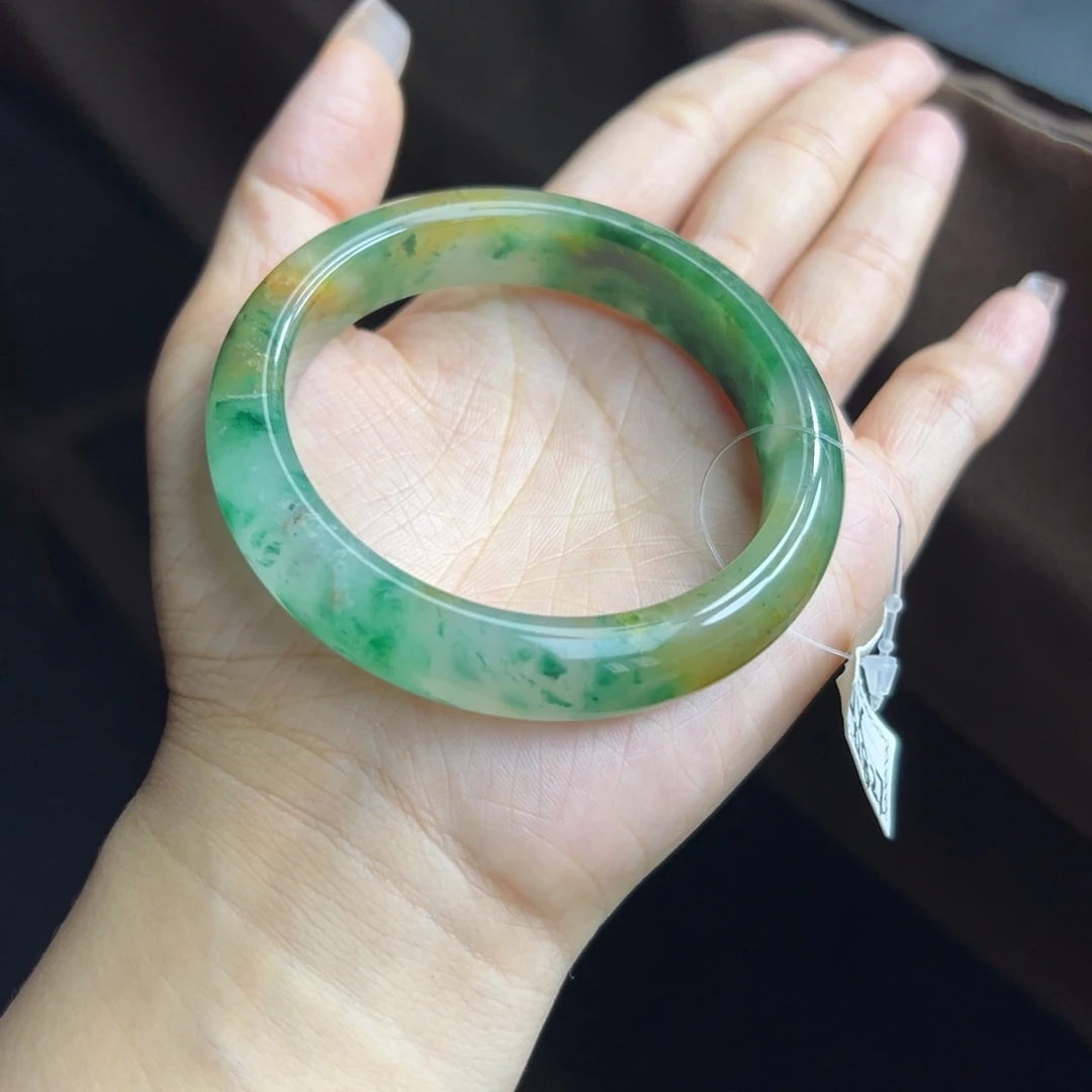 石英质玉手镯未镶嵌非洲翠56.57