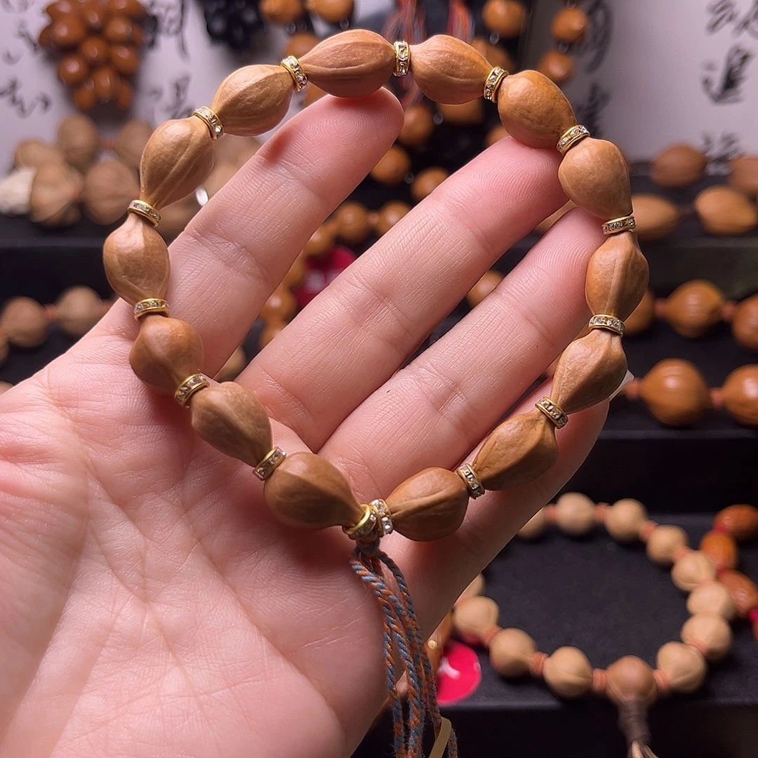 吊坠橄榄核水晶核异型小尺寸11.15瑕疵