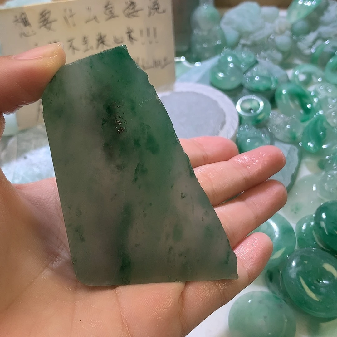 石英质玉未镶嵌珠宝半成品