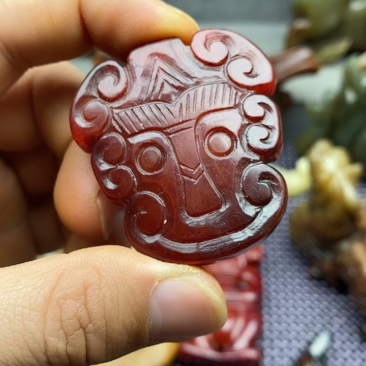 未镶嵌蛇纹石玉颈饰