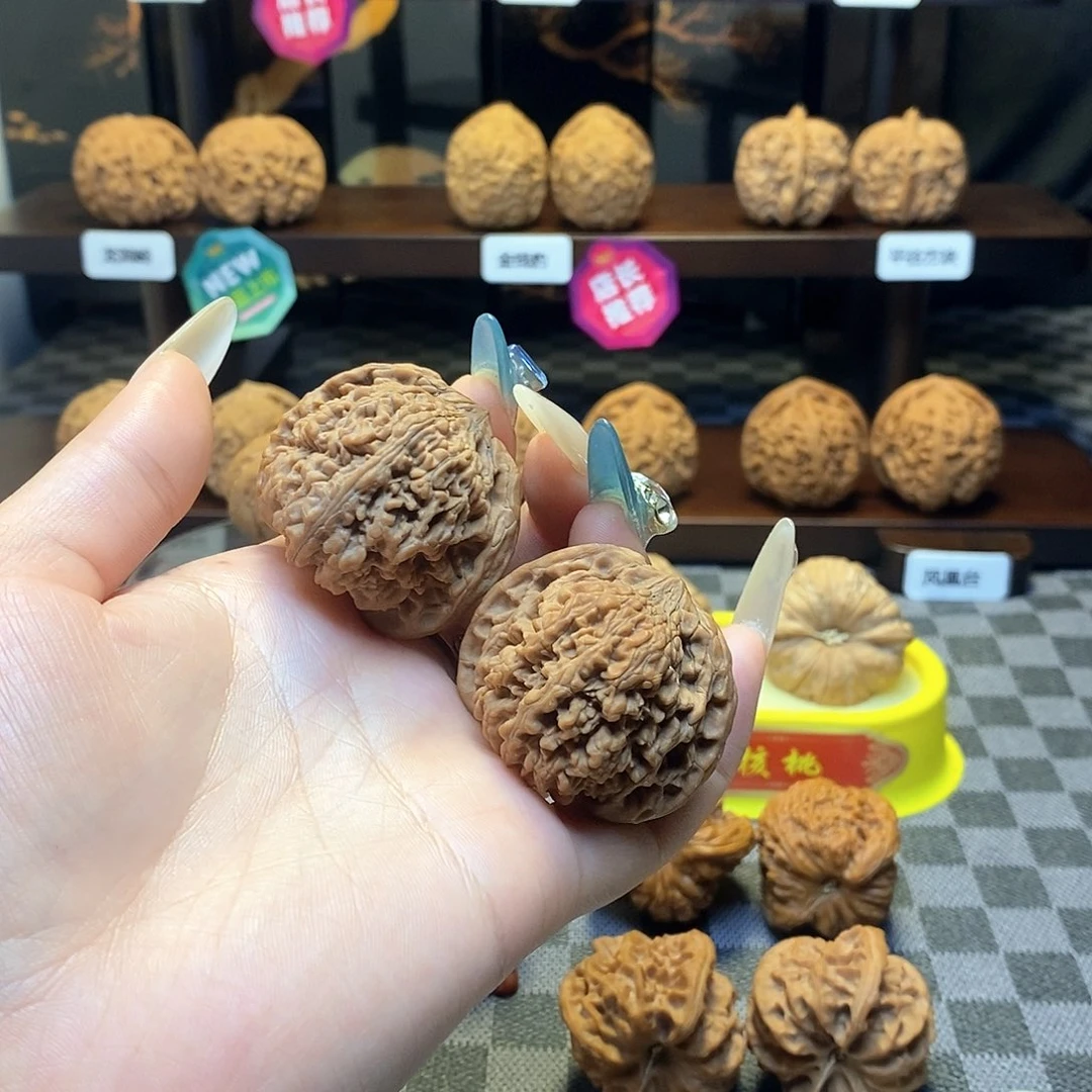 核桃把件矮桩满天星卡40全品白茬