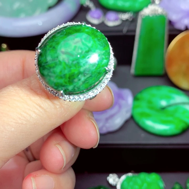 翡翠未镶嵌吊坠(不含链)