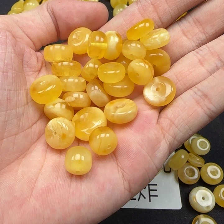 未镶嵌琥珀裸石天然福利扣子多样性发一