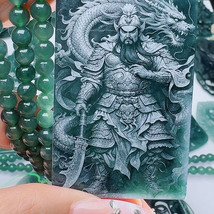 翡翠未镶嵌颈饰111