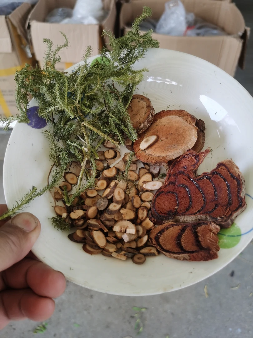 三藤汤（鸡血藤 海风藤 伸筋草）煲汤食材