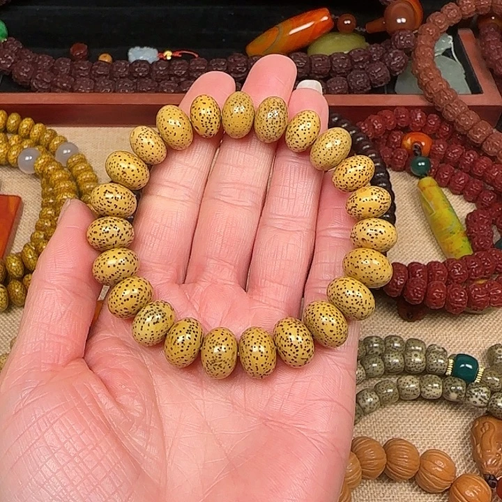 白***黑星月菩提手串星月菩提