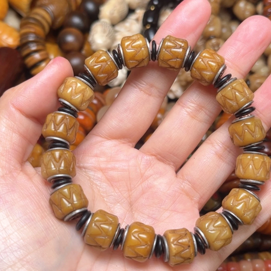 【闪购商品】牛骨手串/手链牛骨原色13×16颗镶嵌