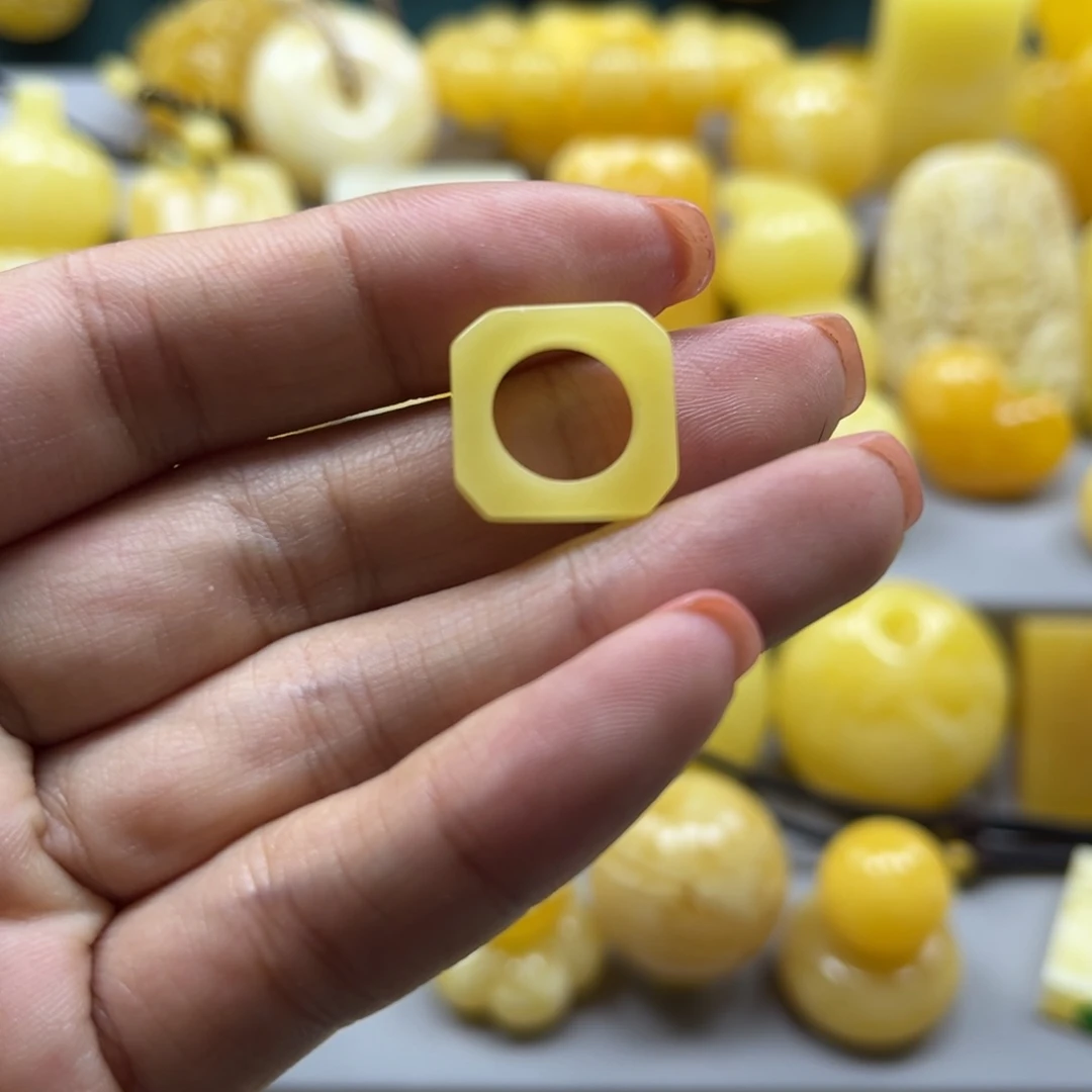 蜜蜡珠宝奇石未镶嵌花****啦