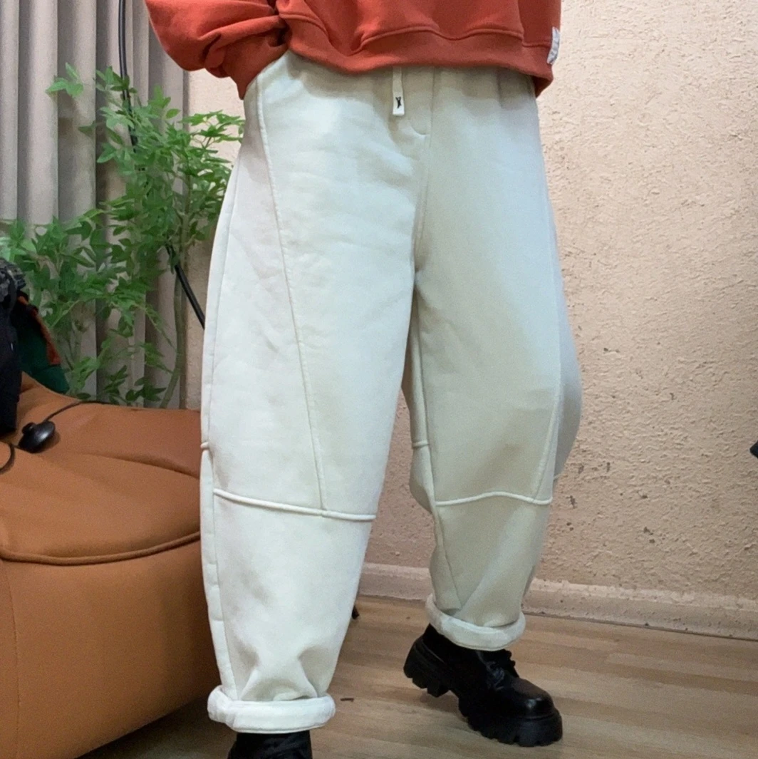 啵啵CM866后面两个口袋盖百搭加绒卫裤