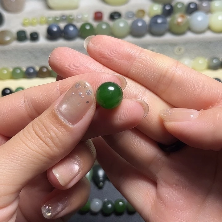 未镶嵌手链和田玉（碧玉）王*