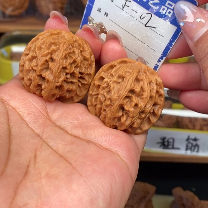 文玩核桃吊坠38苹果园