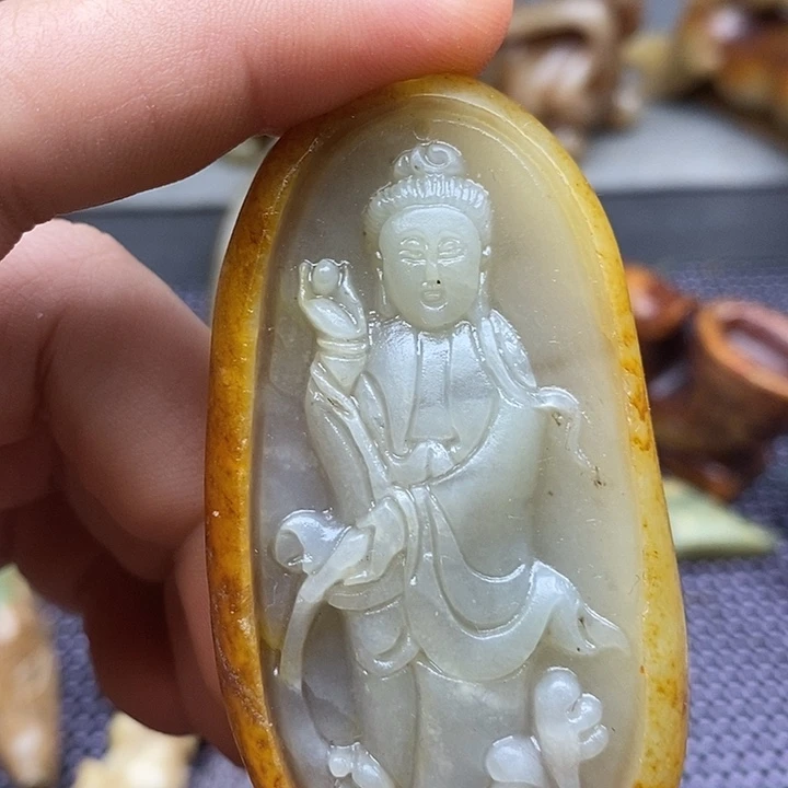 未镶嵌蛇纹石玉颈饰