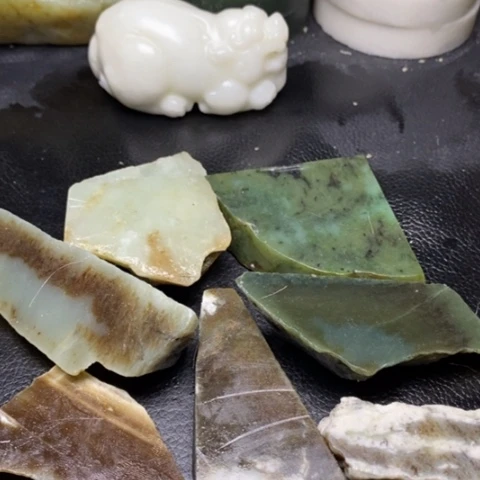 和田玉珠宝奇石未镶嵌