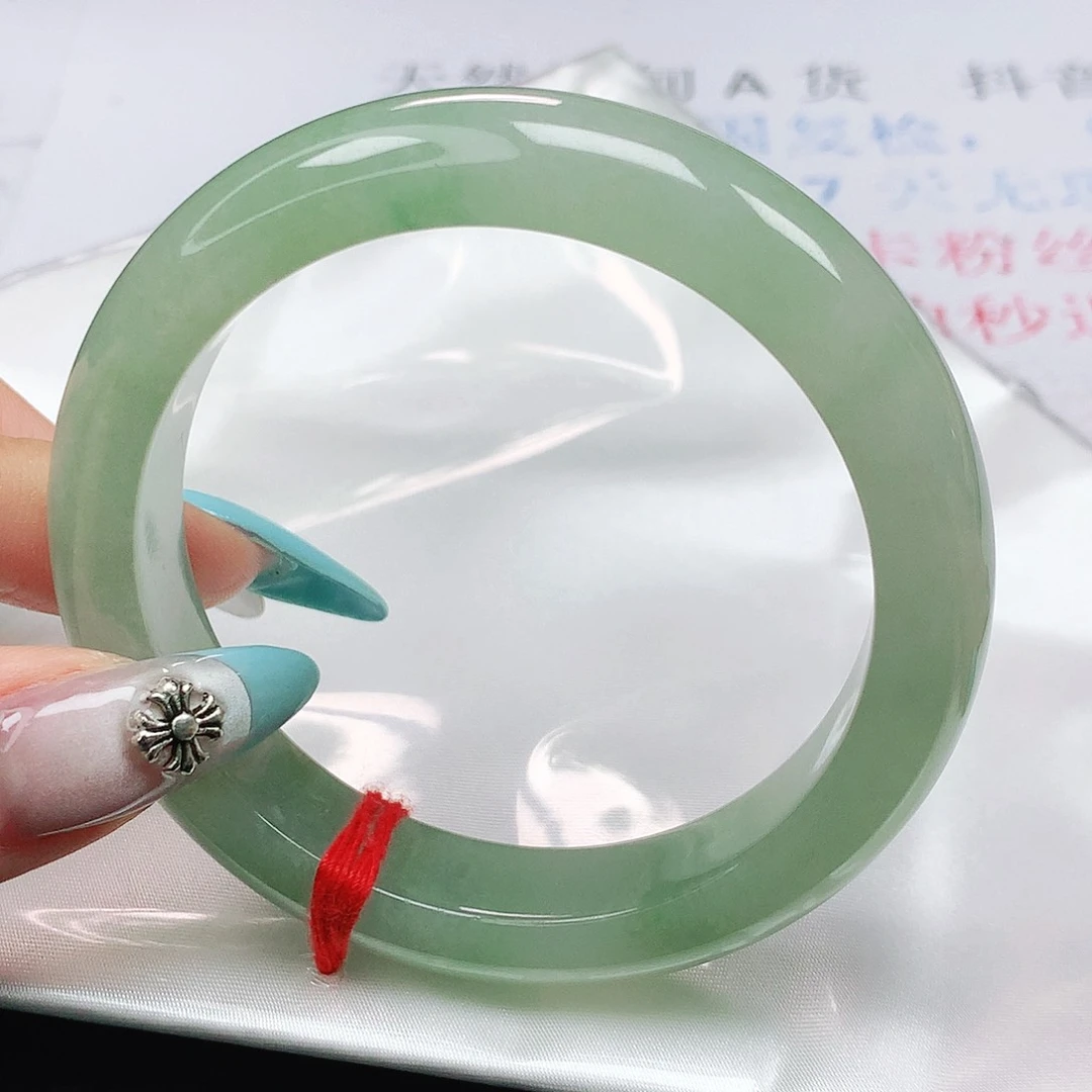翡翠手镯未镶嵌翡翠55.3葡萄肉正圈