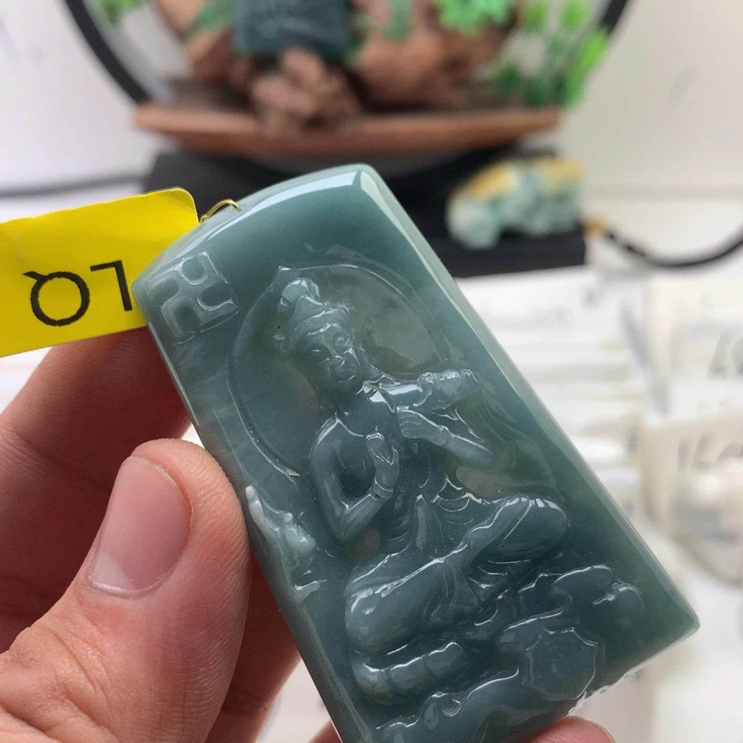 颈饰未镶嵌翡翠大势至