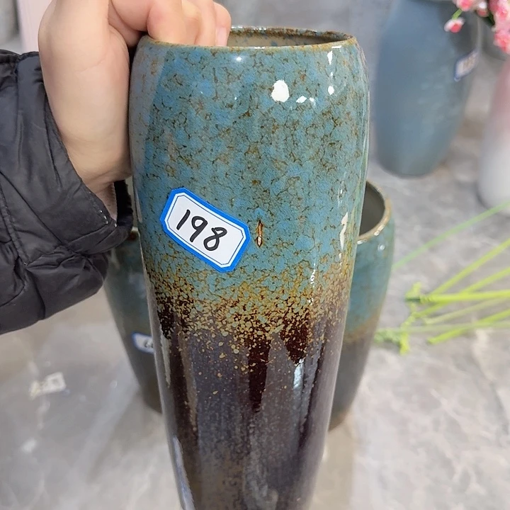 瓶198号复古陶瓷高25厘米瑕疵一个