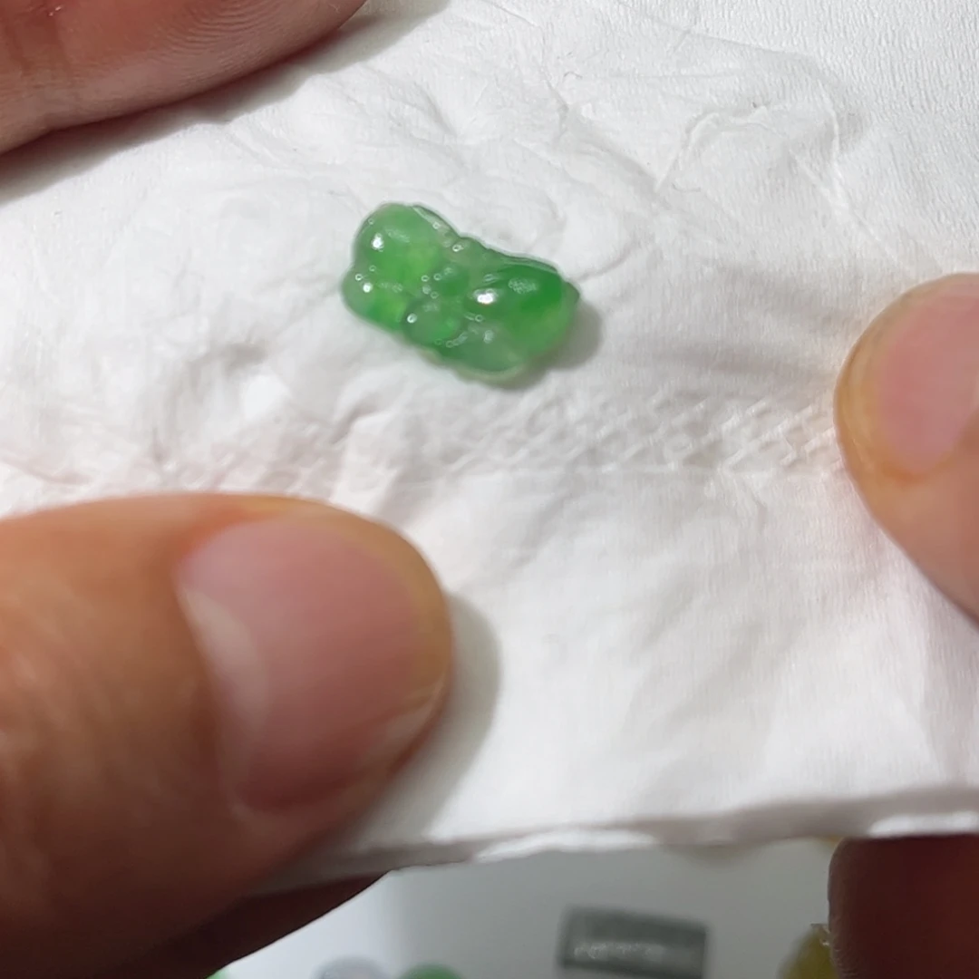 定制翡翠未镶嵌蝴蝶