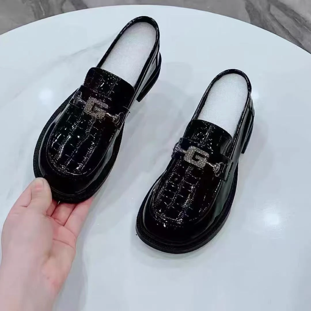 真皮春秋新款圆头经典乐福鞋英伦风一脚蹬百搭中跟软底乐福鞋女
