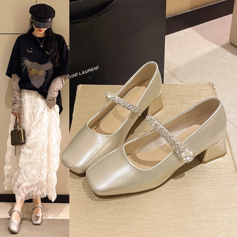 法式水钻粗跟玛丽珍鞋女2025夏新款仙女风配裙子气质方头低跟单鞋