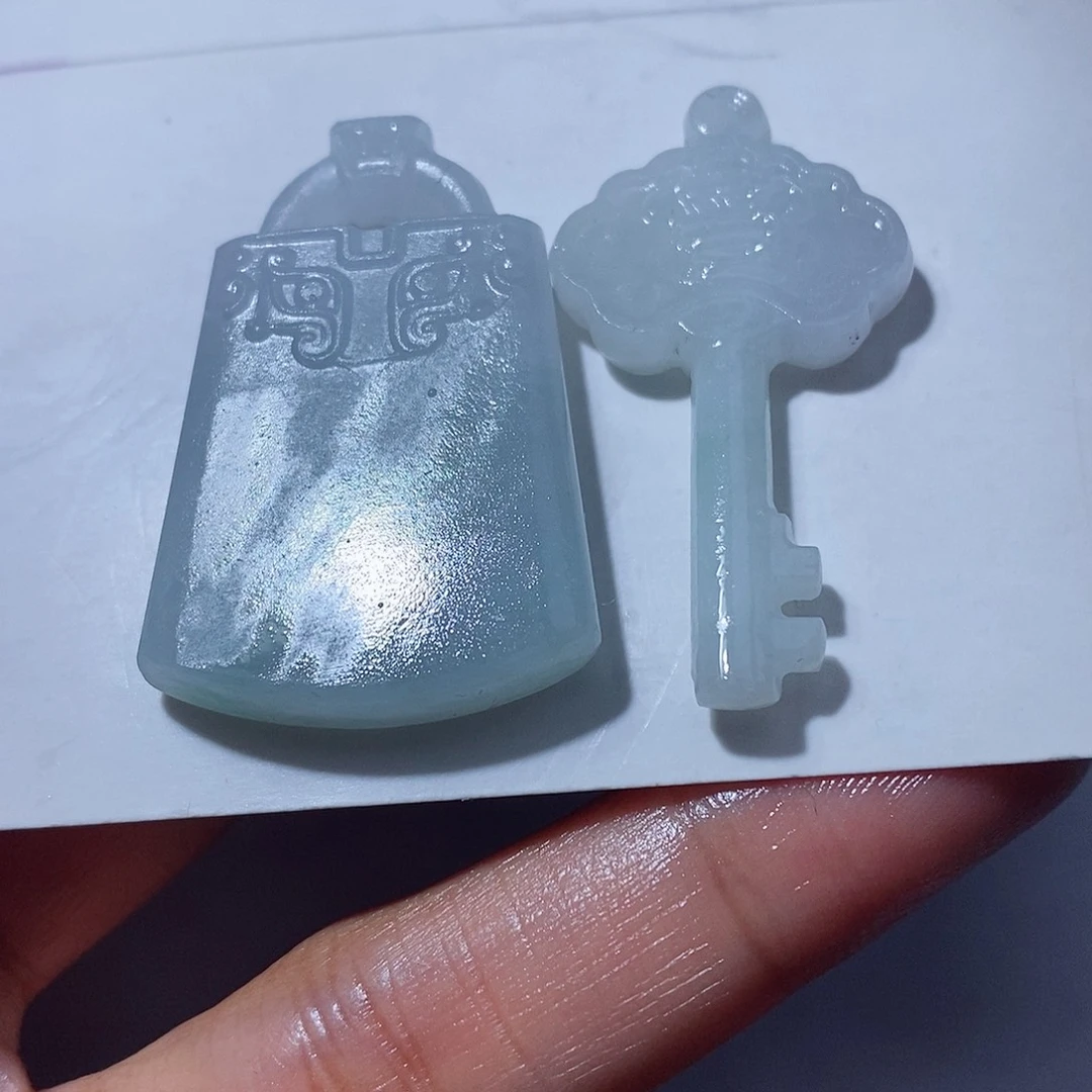 定制翡翠未镶嵌两个一起王炸