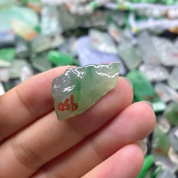 定制翡翠未镶嵌天然缅甸翡翠