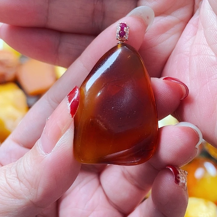 琥珀戒指银S925镶嵌西****欣吊坠