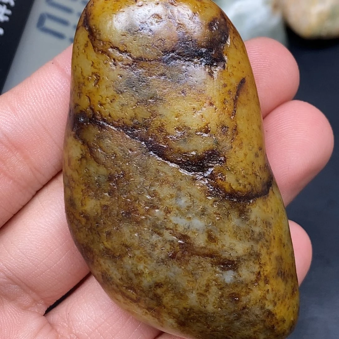 和田玉（糖玉）未镶嵌挂件