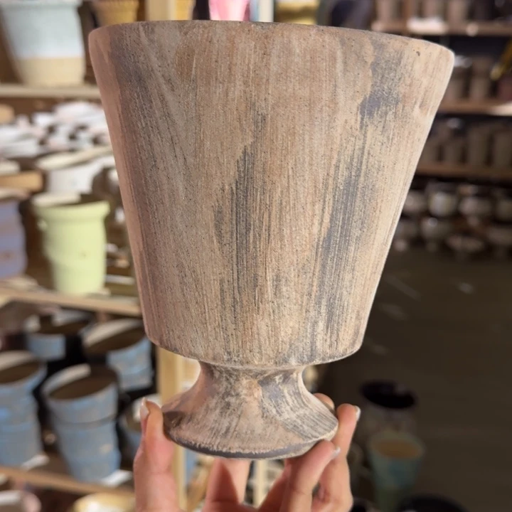 景德镇桌面陶瓷花盆