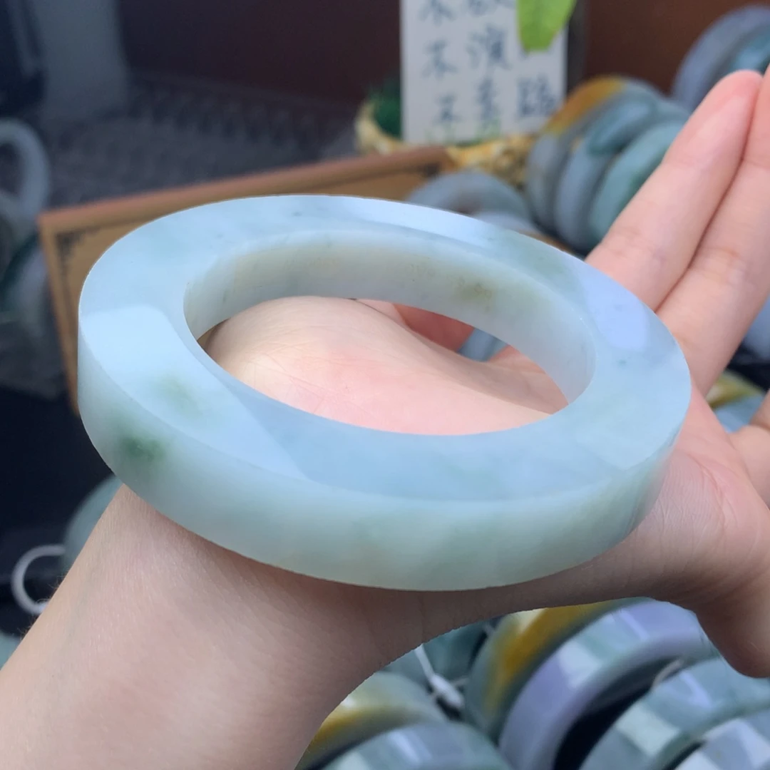 未镶嵌手镯定制翡翠定制不退不换